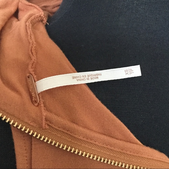 SOLD 💕 Free People Orange Sleeveless Fitted Turtleneck - Picture 10 of 10